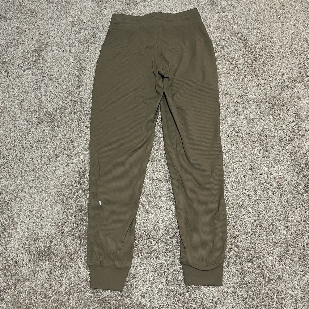 LULULEMON Dance Studio Jogger Pants 29" Grey Sage Green Women’s Size 4 - EUC - Picture 3 of 9